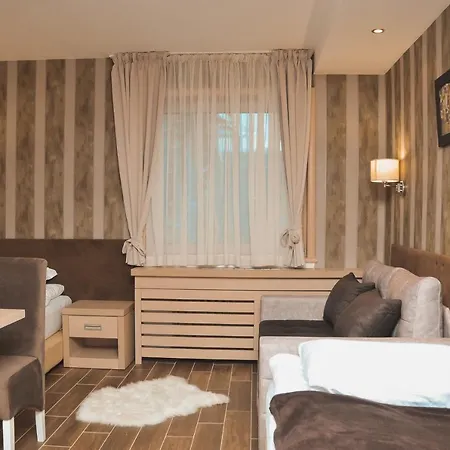 Mitra Angella Konaci * Kopaonik